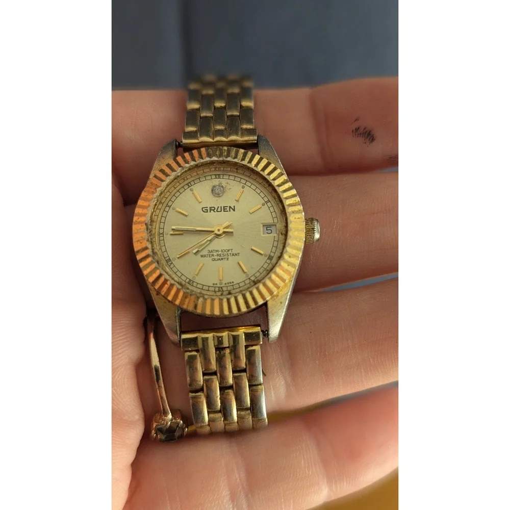 Vintage Lot of 5‎ Women's Wrist Watches Gruen Timex Omax Fashion Jewelry